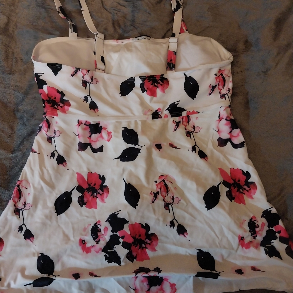 Swimsuit one piece top new